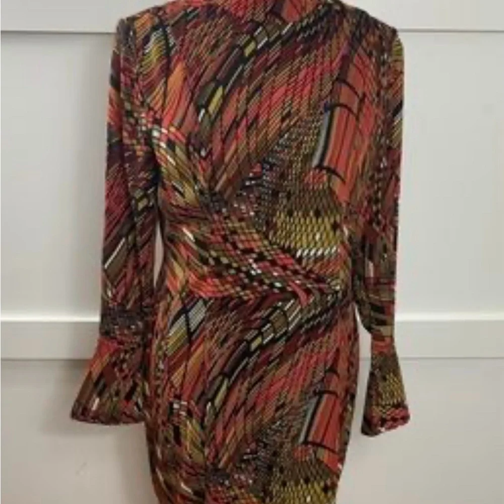 V. by Vanessa Williams Woven Geo Printed Bell Sleeve Lined Dress Size XL - Picture 7 of 8